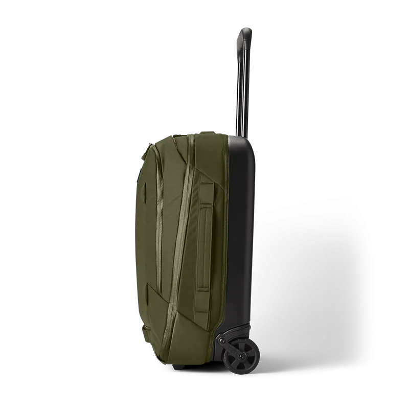 Crossroads 22" Luggage