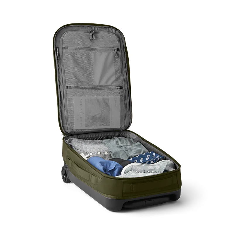 Crossroads 22" Luggage