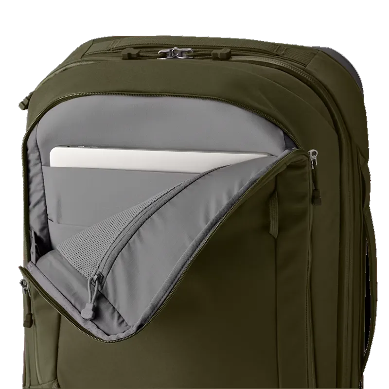 Crossroads 22" Luggage