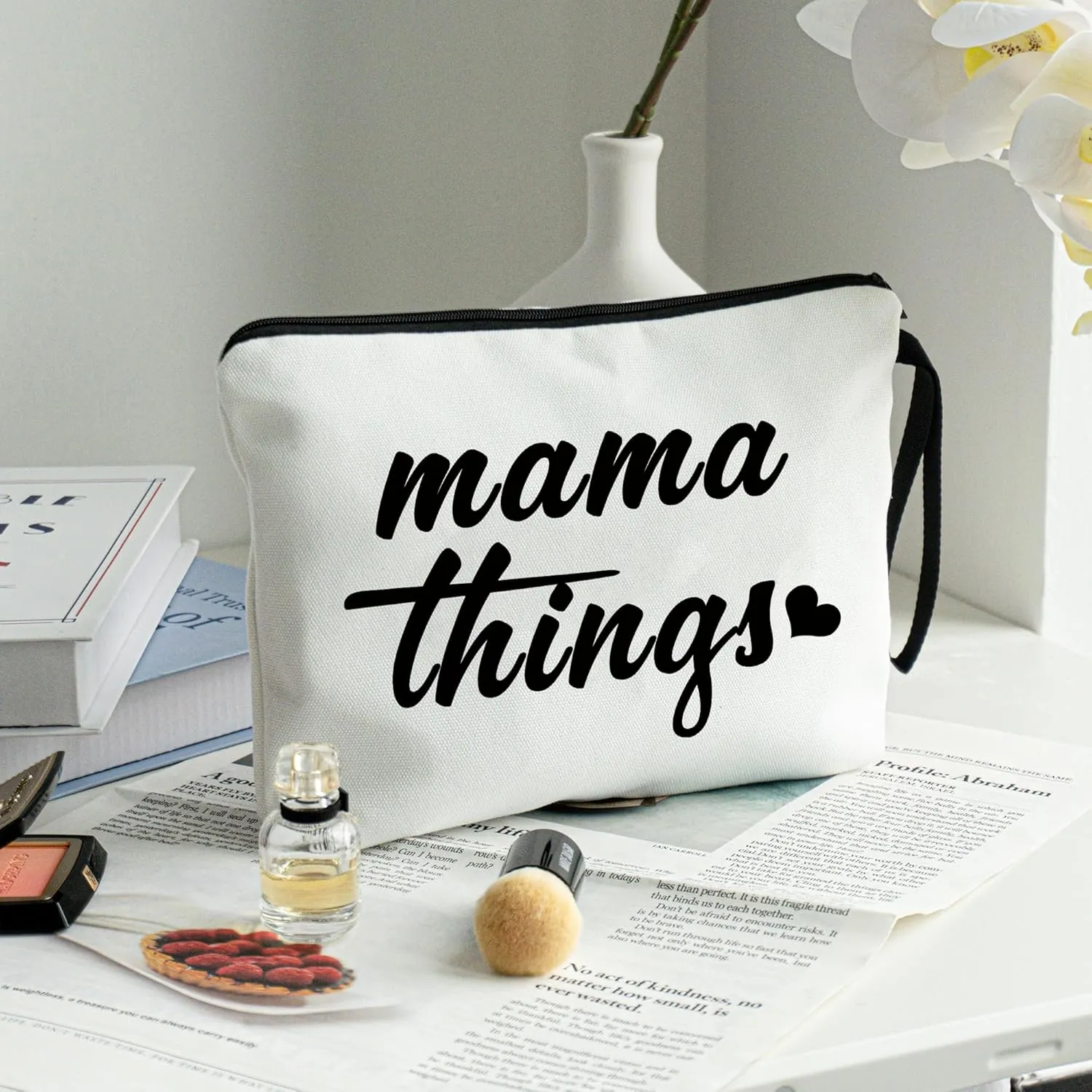 METALPHA Cute Makeup Bag for Mom Zipper Canvas Make Up Bag Gifts for Mom Large Pencil Pouch Bag with Wrist Strap, Mama Things Cosmetic Bags Makeup Pouch