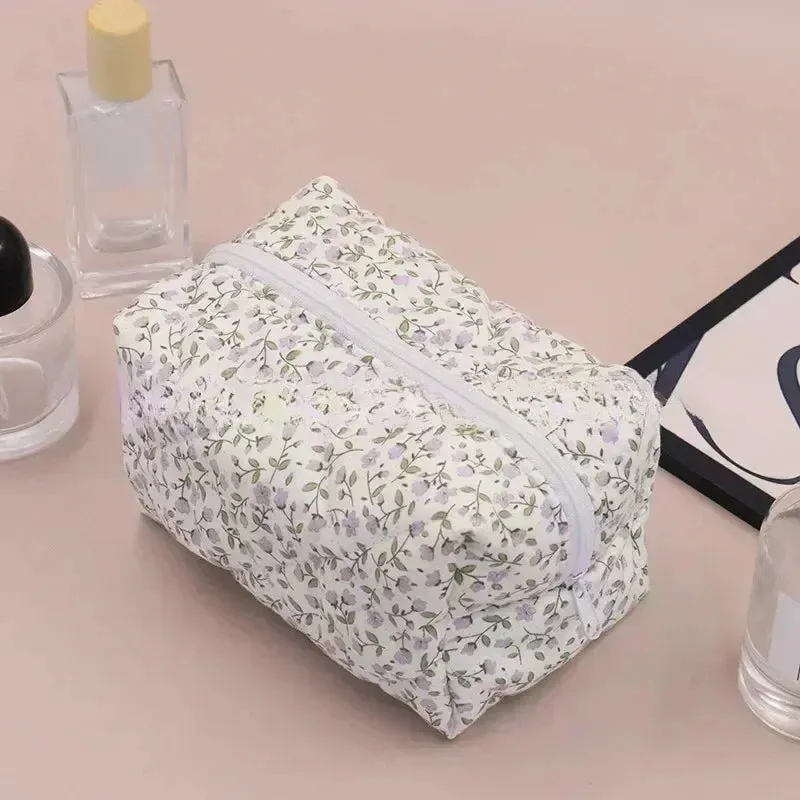 Storage Organizer Floral Puffy Quilted Makeups Bags Flower Printed Cosmetic Pouch Large Travel Cosmetics Bag Makeup Accessory